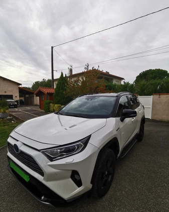 Toyota RAV4 cena 18000 przebieg: 49000, rok produkcji 2019 z Piechowice małe 137